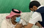 محافظ العيدابي يُدشن حملة تطعيم لقاح كورونا بالمحافظة