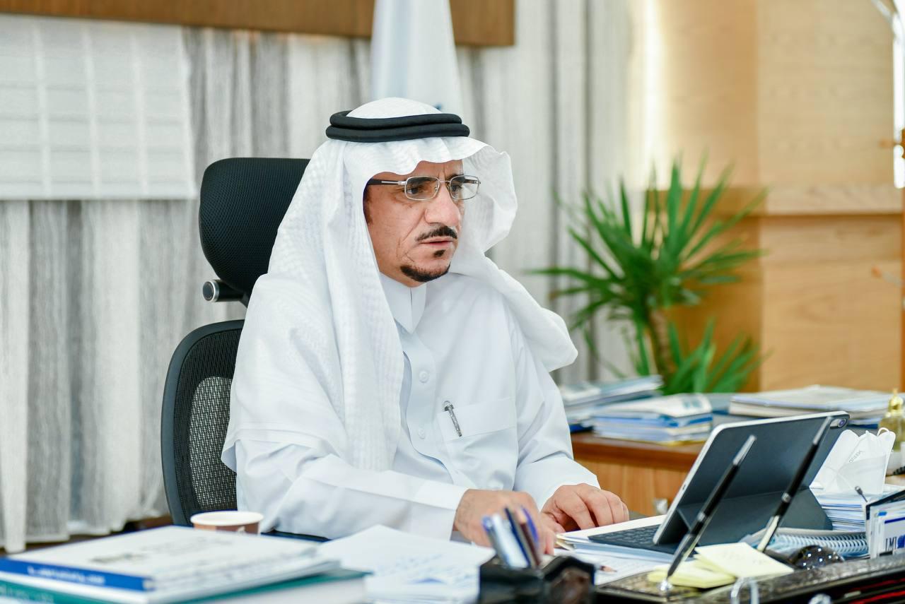 رئيس جامعة الباحة يترأس الجلسة الختامية   للقاء “التنمية المستدامة” بالمنطقة