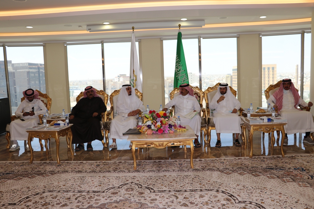 ” المطيري ” يستقبل رئيس اللجنة الوطنية العقارية بمجلس الغرف السعودية