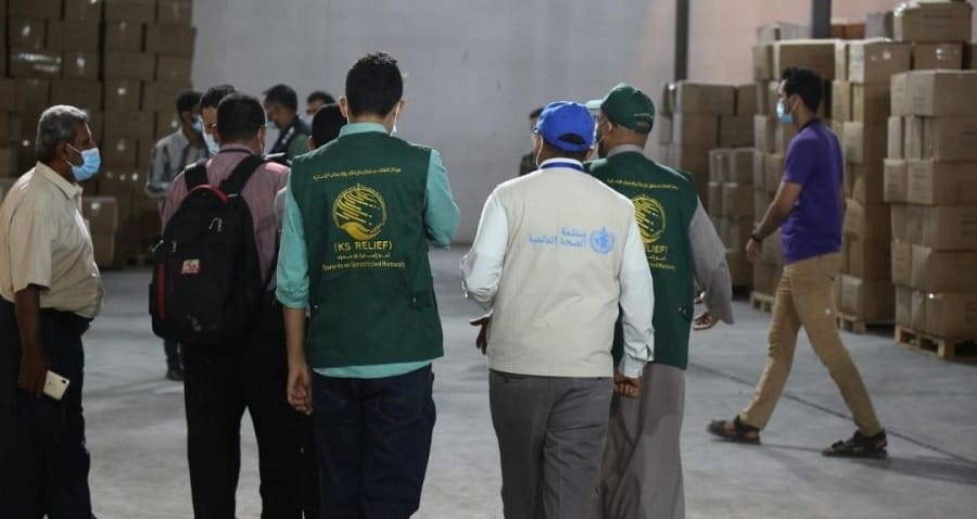 مركز الملك سلمان للإغاثة يُدشن بعدن توزيع معدات ومستلزمات طبية لعدد من المحافظات اليمنية