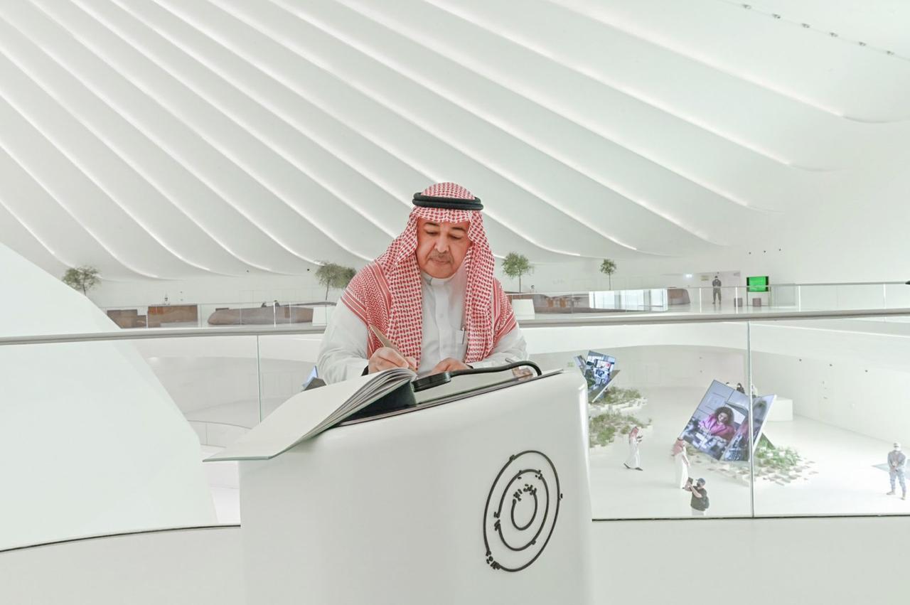 “البياري”يزور جناحي السعودية والإمارات في إكسبو 2020 دبي