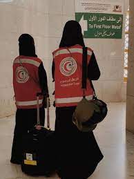 المتطوعون والمتطوعات يسعفون 49 حالة في المسجد الحرام