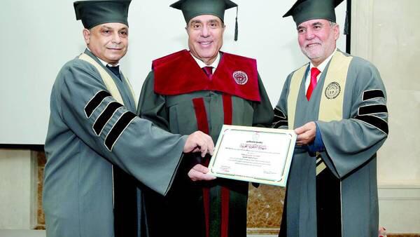 جامعة فلسطين تمنح الدكتوراه الفخرية للمهندس ” عفانة “