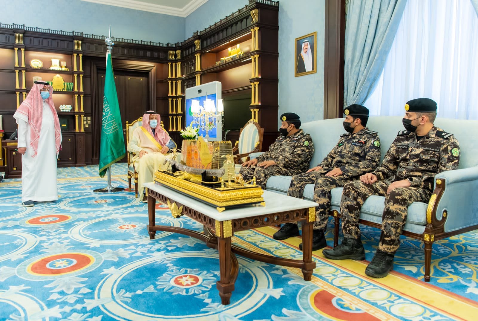 أميرالباحة يستقبل قائد قوة أمن المنشآت ويدشن اعمالها بالمنطقة