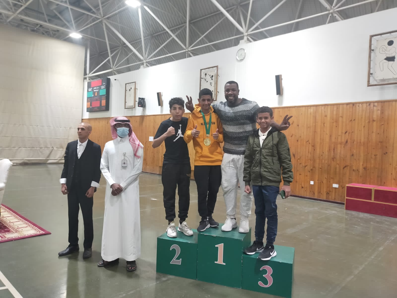 ” النمر الرياضي” يحقق المركز الثاني في بطولة المملكة للملاكمة