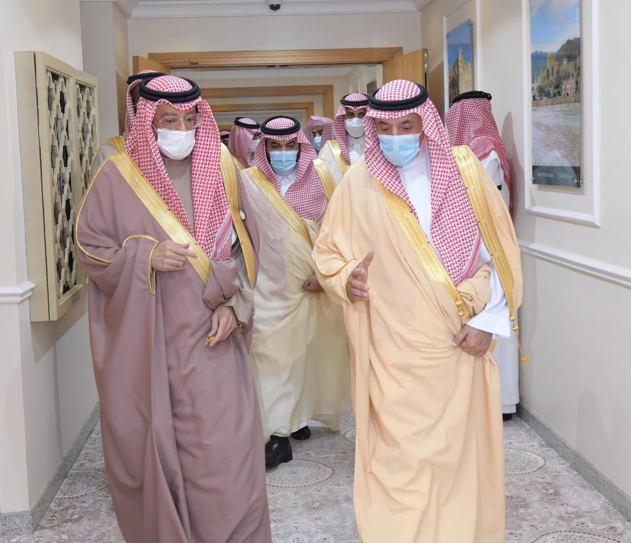 أمير منطقة نجران يستقبل سفير البحرين
