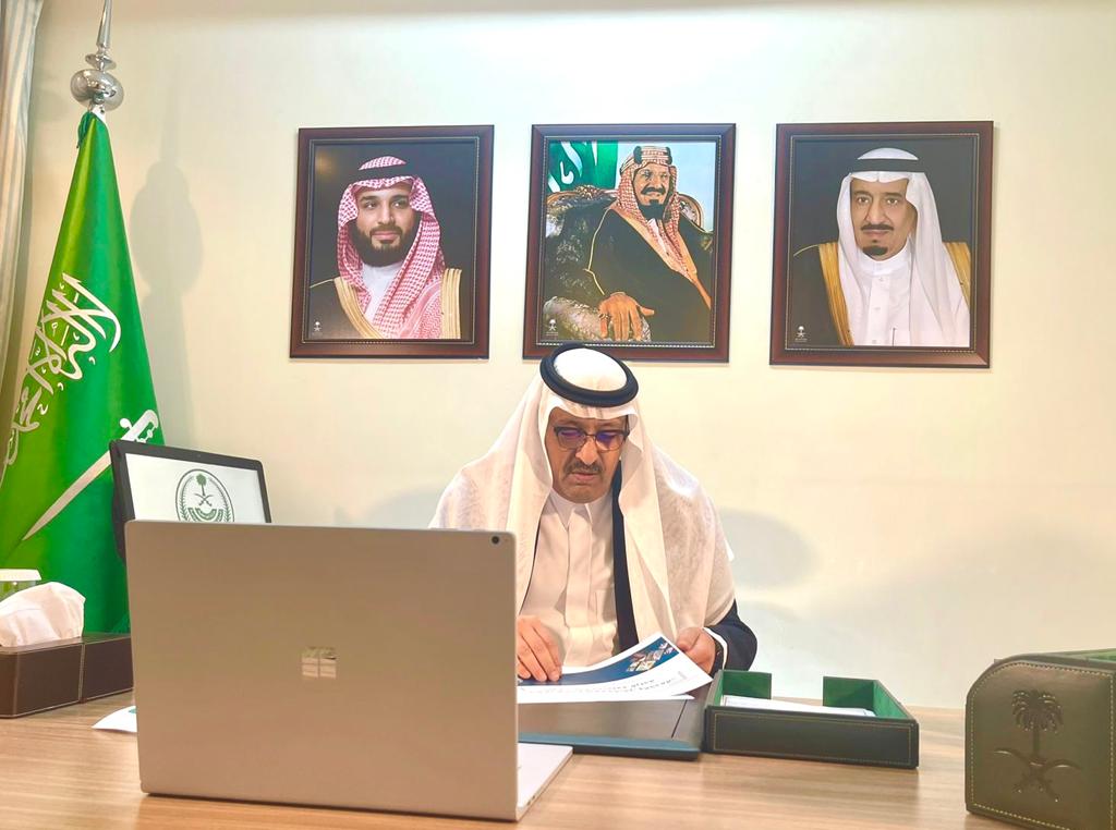 أمير الباحة يناقش خدمات فرع وزارة النقل بالمنطقة 