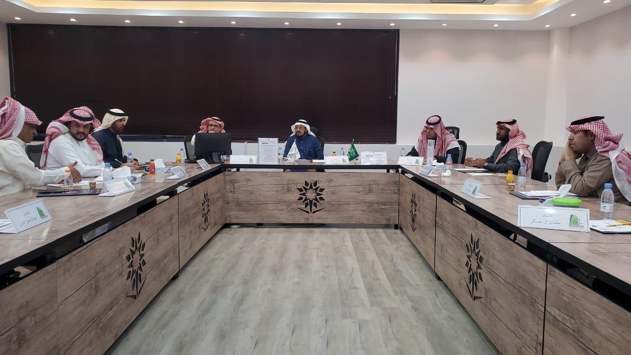 فرع هيئة الصحفيين السعوديين بمنطقة عسير يعقد اجتماعه الأول 