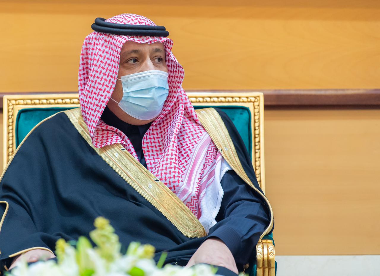 الأمير حسام بن سعود لمشائخ القبائل : كونوا قريبين من أفراد قبائلكم