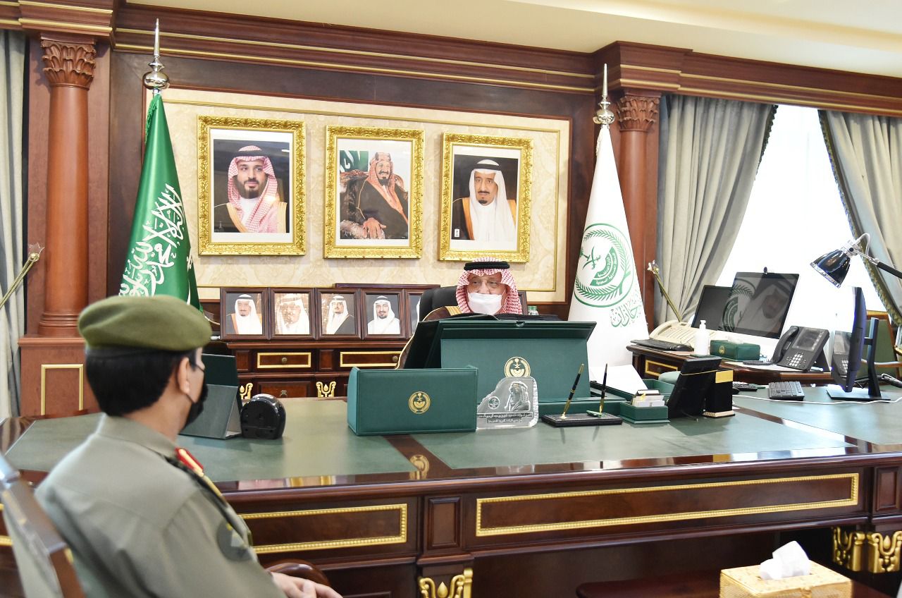 الأمير محمد بن نـاصـر يستقبل مدير جوازات منطقة جازان المعين حديثاً 