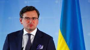وزير الخارجية الأوكراني : روسيا بدأت حربًا واسعة النطاق ضد أوكرانيا