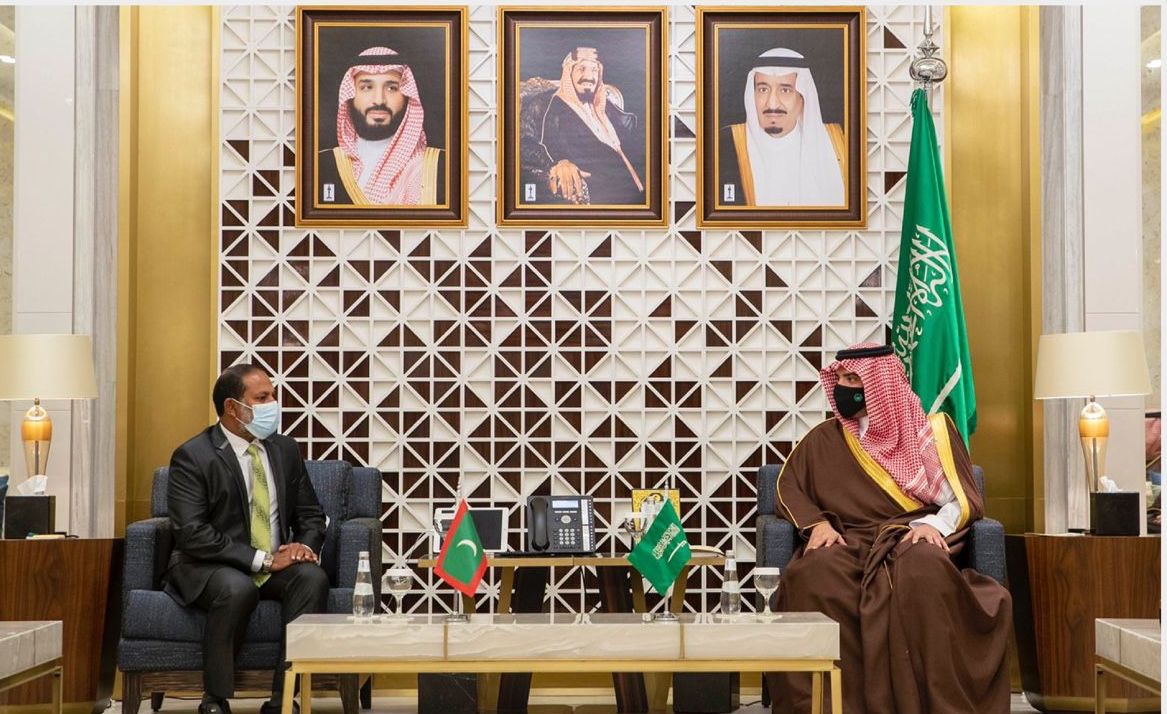 الأمير عبدالعزيز بن سعود يستقبل وزير الداخلية بجمهورية المالديف