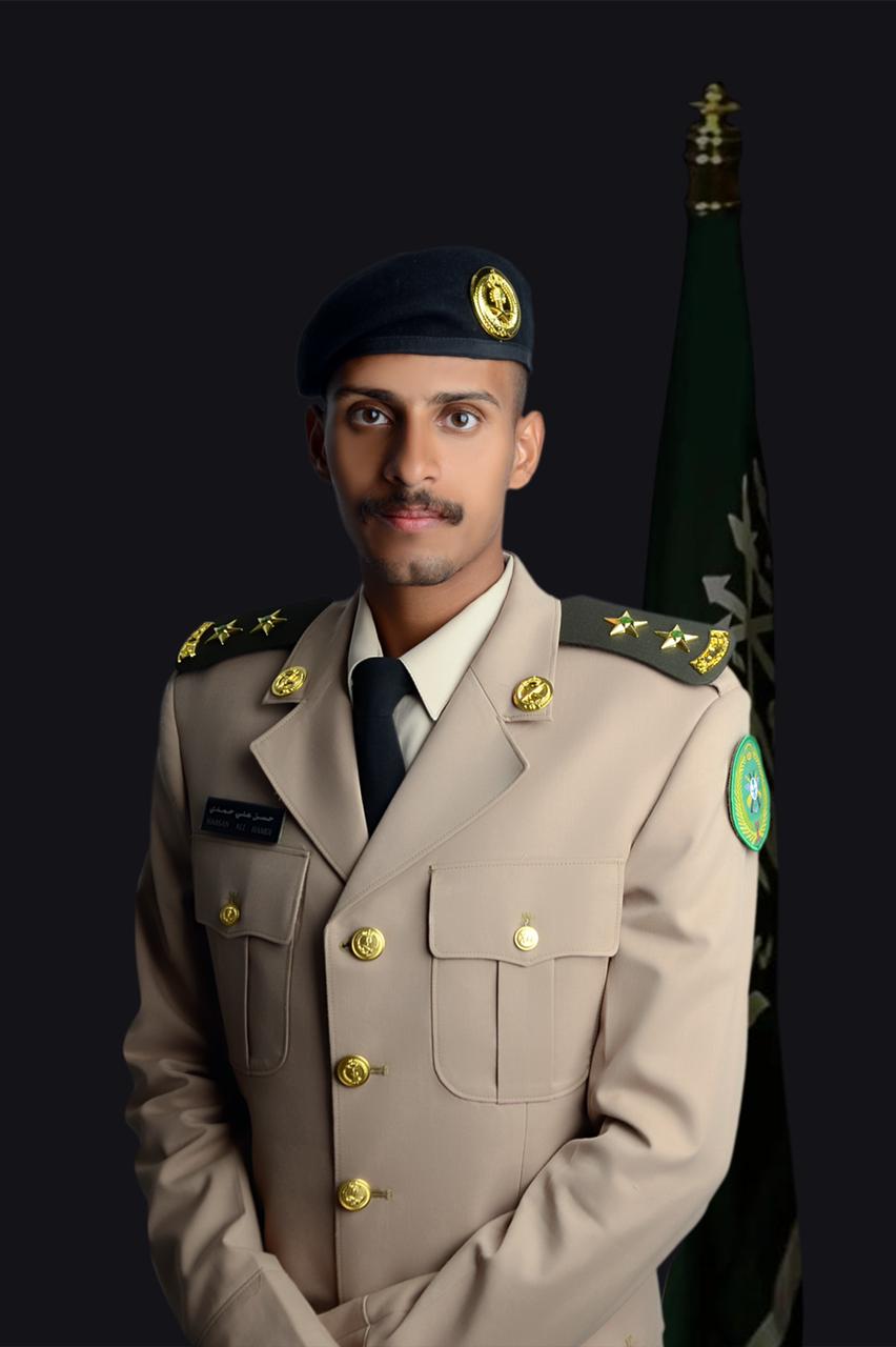 “الحمدي” يحتفل بتخرجه من كلية الملك عبدالعزيز الحربية 