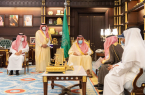 أمير منطقة الباحة يستقبل مدير عام الاتصال الاستراتيجي بالهيئة العامة للإحصاء 