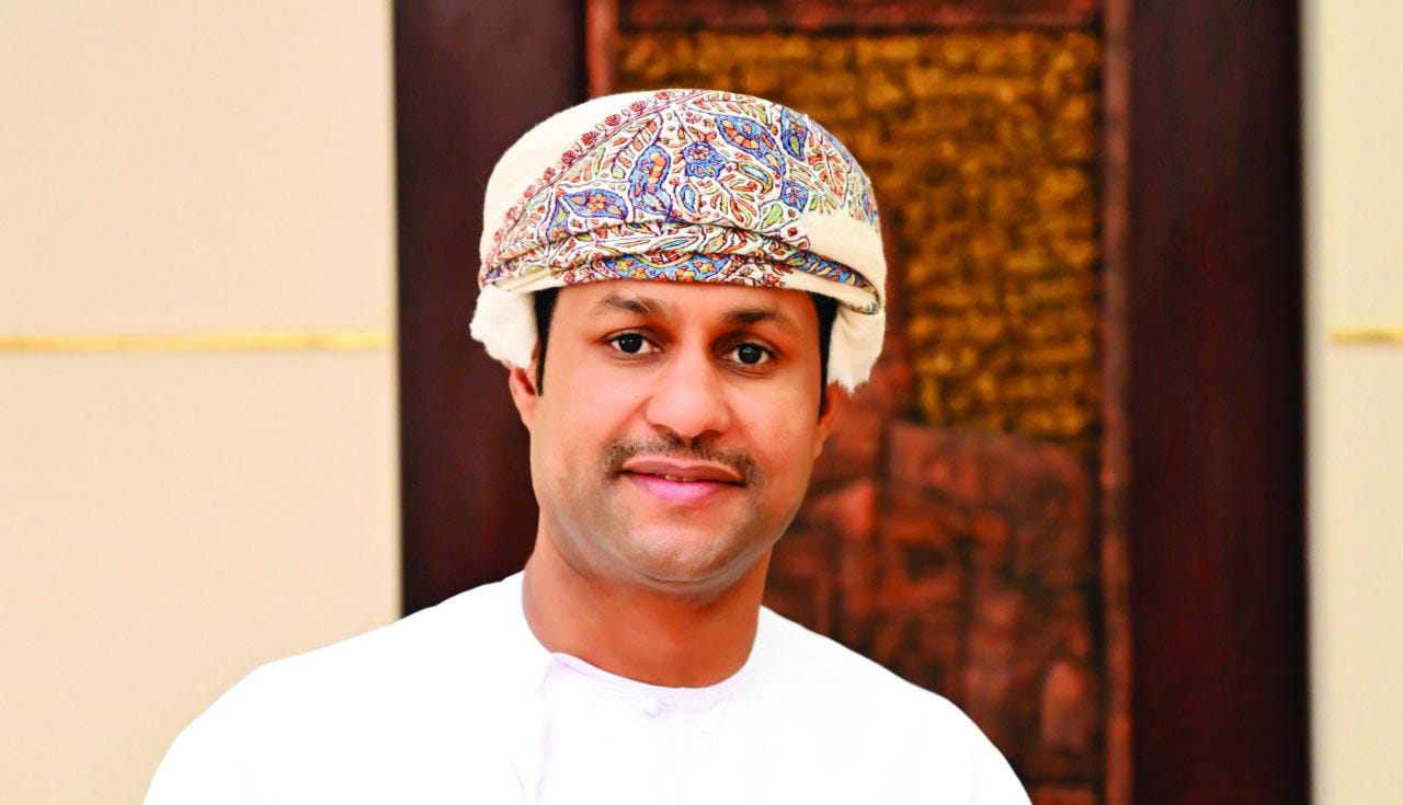 تراث وسياحة عمان تجوب مناطق المملكة للتعريف بمقومات السياحة بالسلطنة