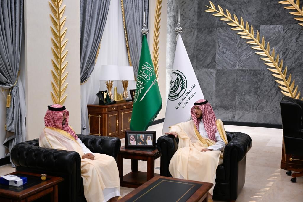 الأمير سعود بن نهار يستقبل مدير فرع وزارة الرياضة بمنطقة مكة المكرمة