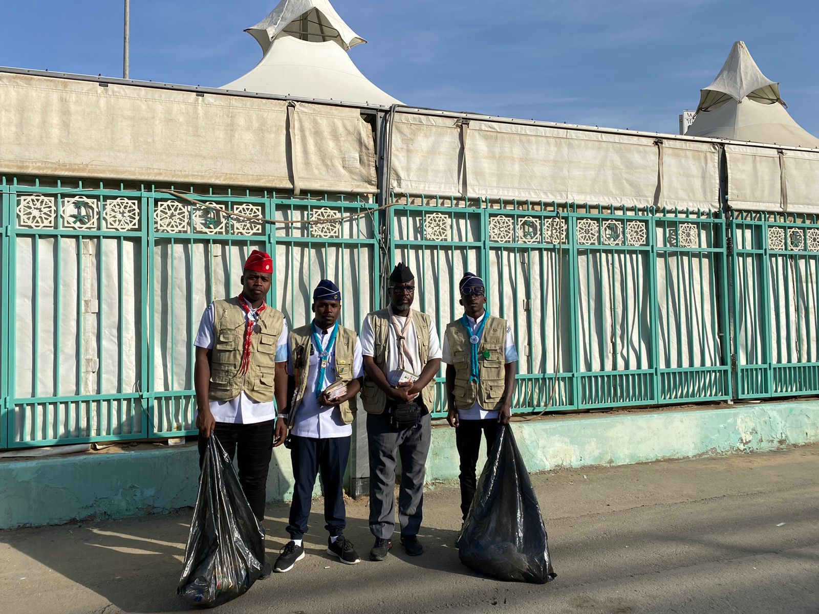 مفوضية منطقة نجران تنفذ مبادرة “تنظيف” بمعسكر منى الوادي الكشفي