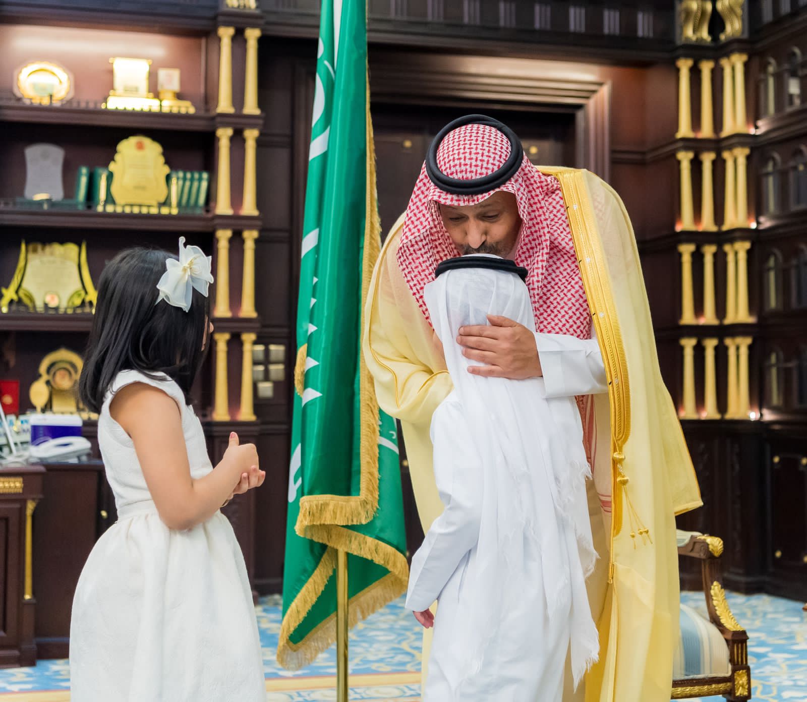 أمير منطقة الباحة يستعرض جهود التعليم العام في الاحتفال باليوم الوطني 92
