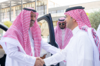 أمير الباحة يلتقى معالي وزير الشؤون البلدية والقروية والإسكان بمقر الوزارة بالرياض