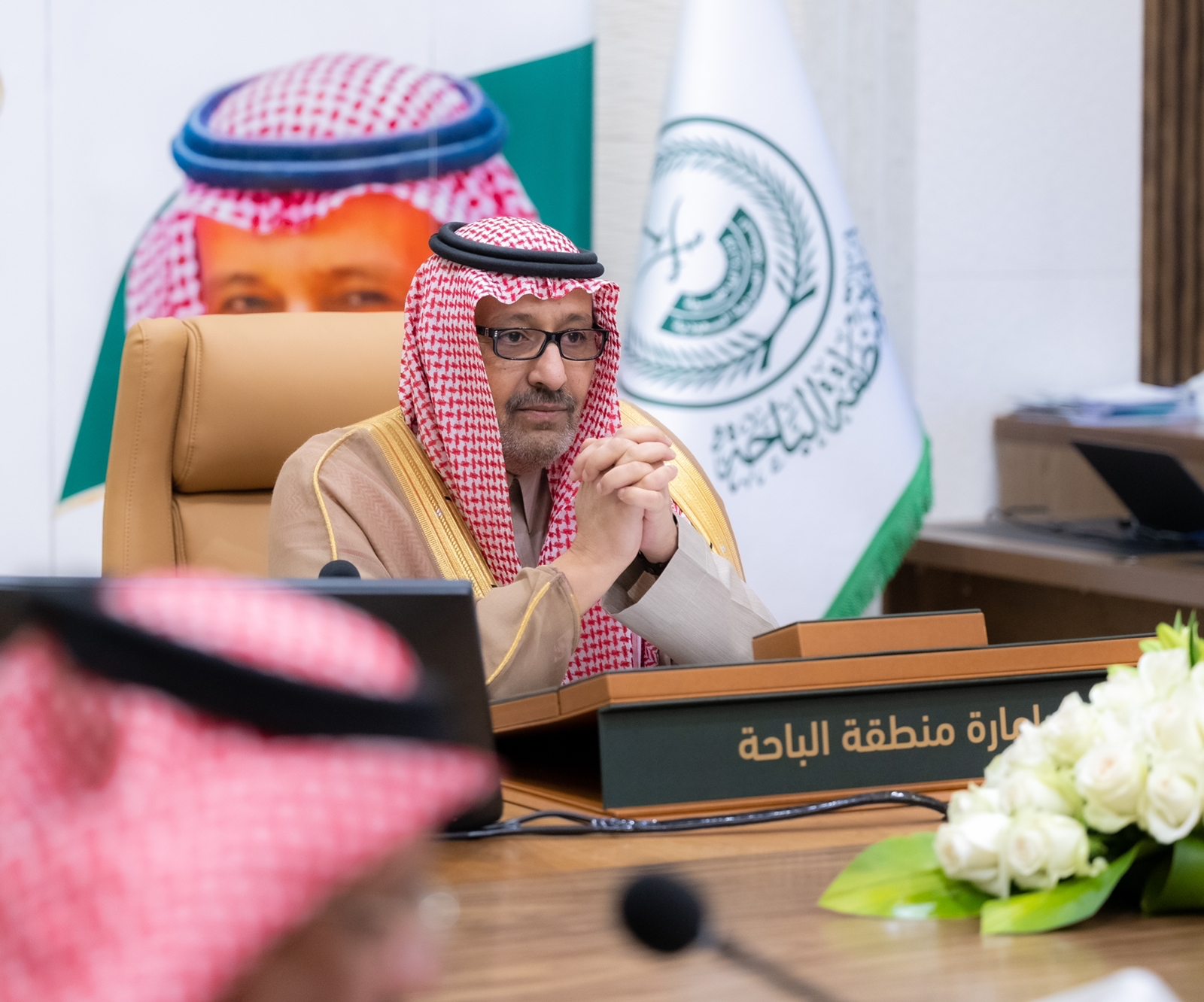 أمير الباحة يستقبل وفد وزارة الطاقة وشركة الكهرباء السعودية 