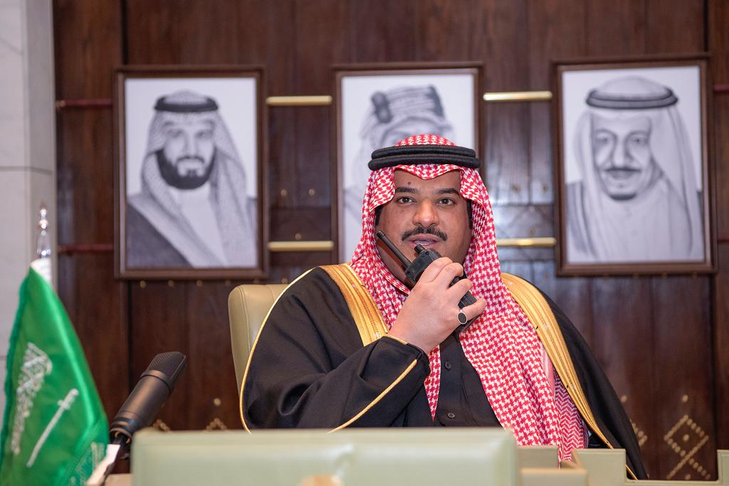 نائب أمير منطقة الرياض يدشن مشروع الإسعاف الجوي