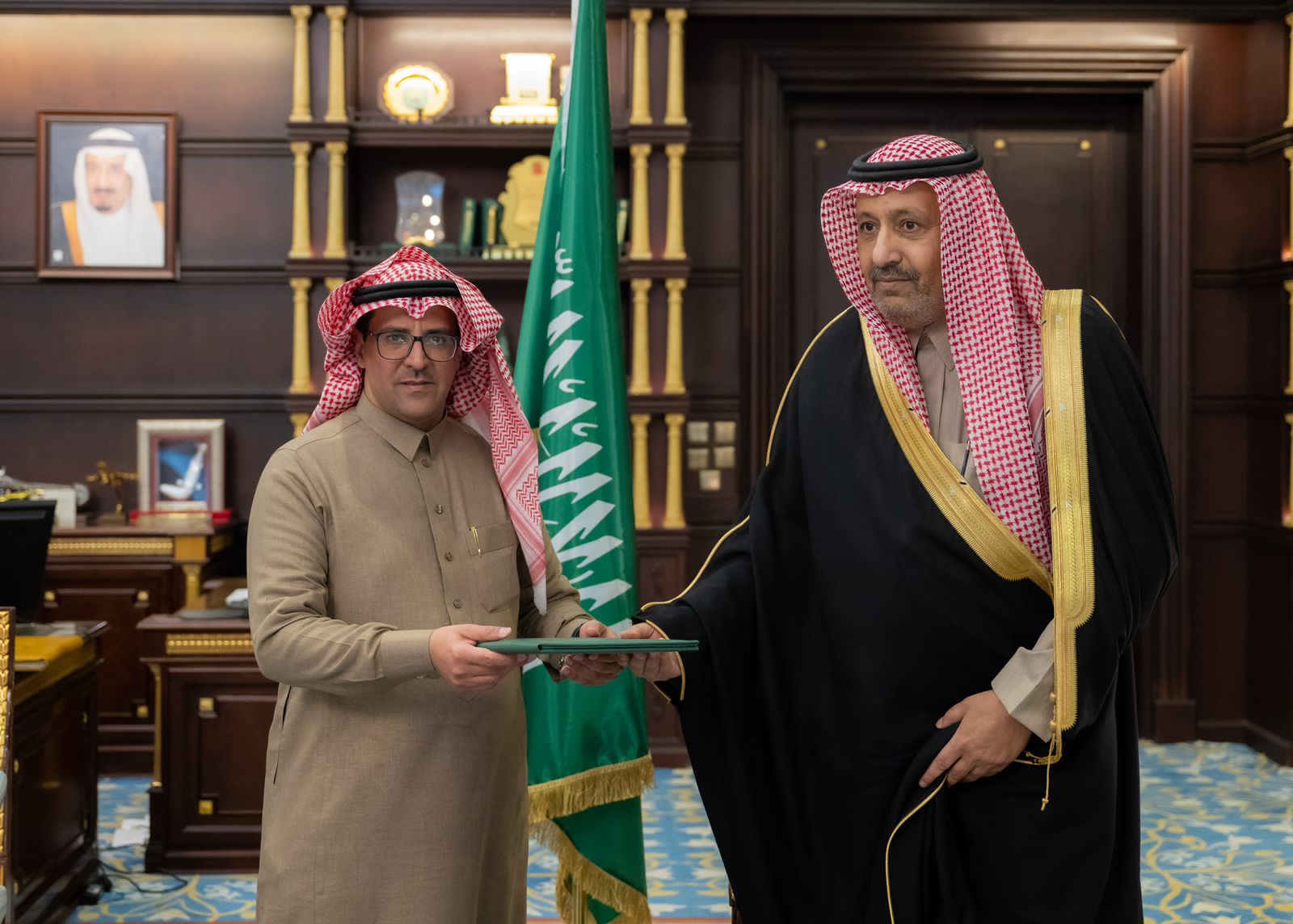 الأمير حسام بن سعود يستقبل مدير فرع وزارة العدل بالباحة