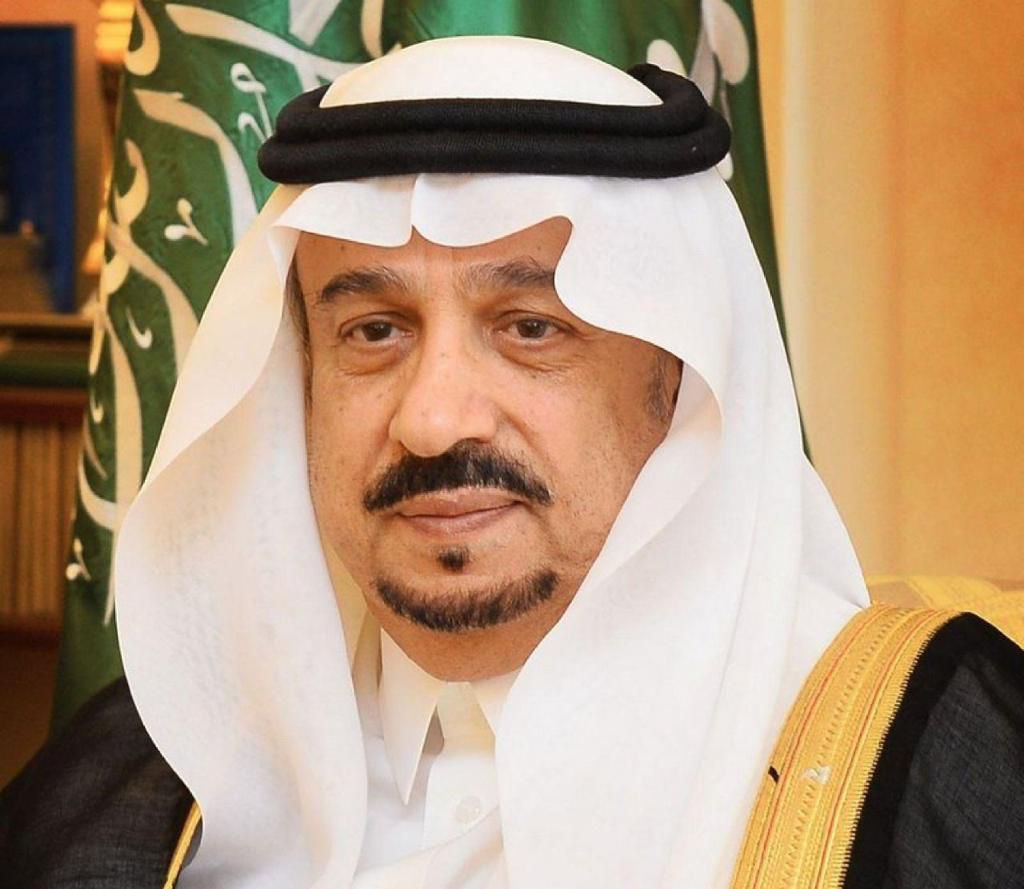 أمير الرياض يهنئ محافظ الخرج بمناسبة تتويج مستشفى الملك خالد بجائزة أداء الصحة لعام 2022