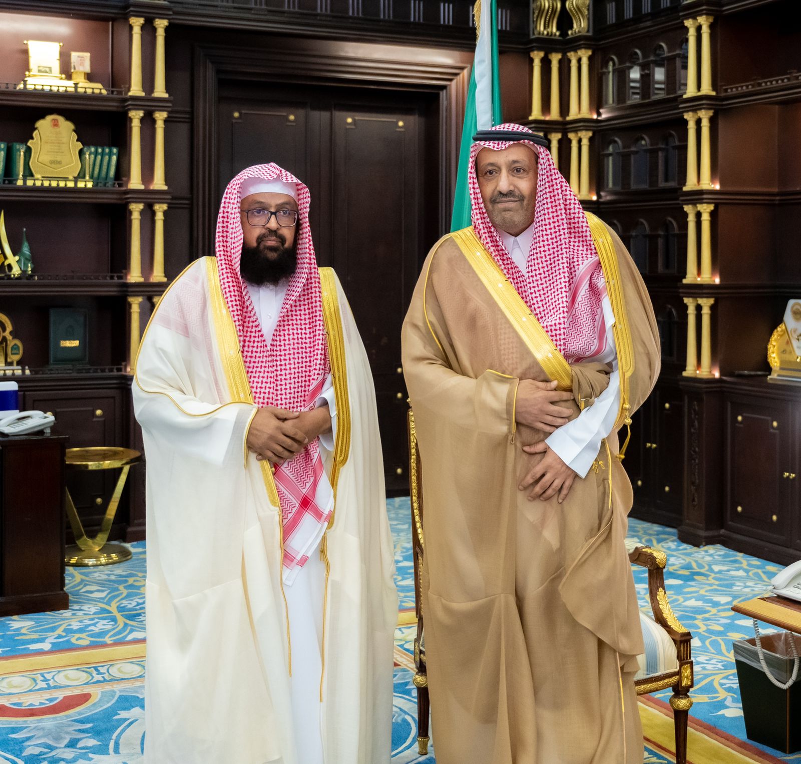 أمير الباحة يستقبل مدير فرع وزارة الشؤون الإسلامية بالمنطقة سابقاً 