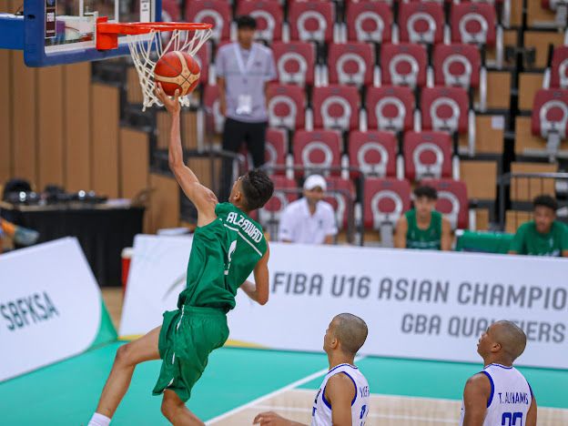 أخضر السلة للناشئين يكسب نظيره الكويتي في افتتاح البطولة الخليجية