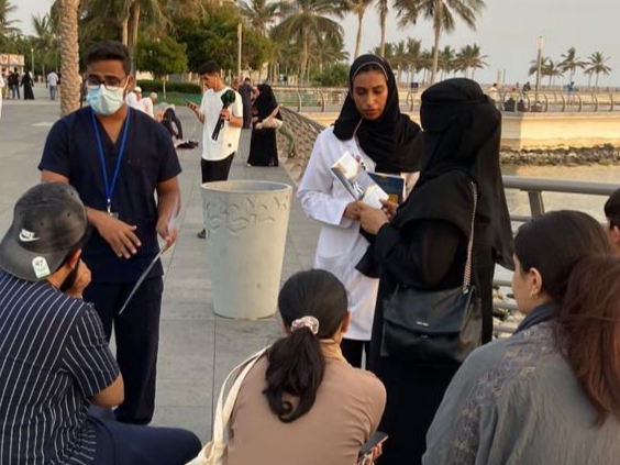 مجمع الملك عبدالله الطبي ينفذ حملة صحية توعوية بمنتزهات جدة