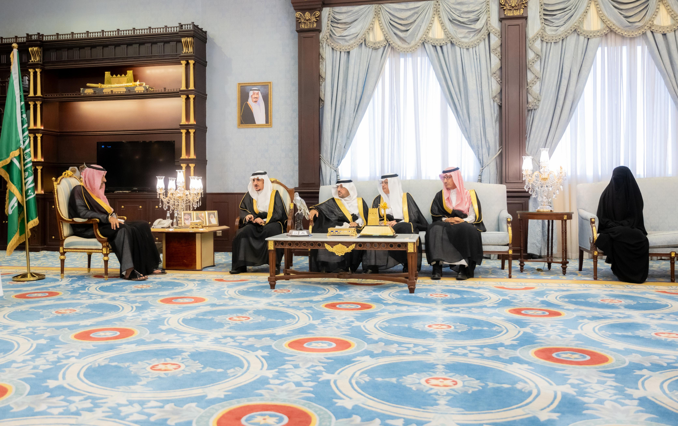 الأمير حسام يستقبل معالي رئيس جامعة الباحة 