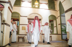 الأمير سعود بن جلوي يزور منطقة جدة التاريخية