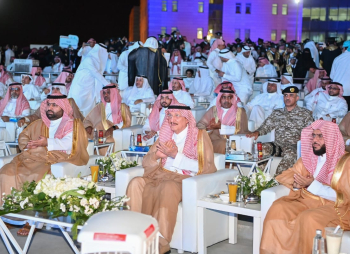 الأمير محمد بن ناصر يرعى حفلَ تخريج الدفعة الـ19 من طلبة جامعة جازان