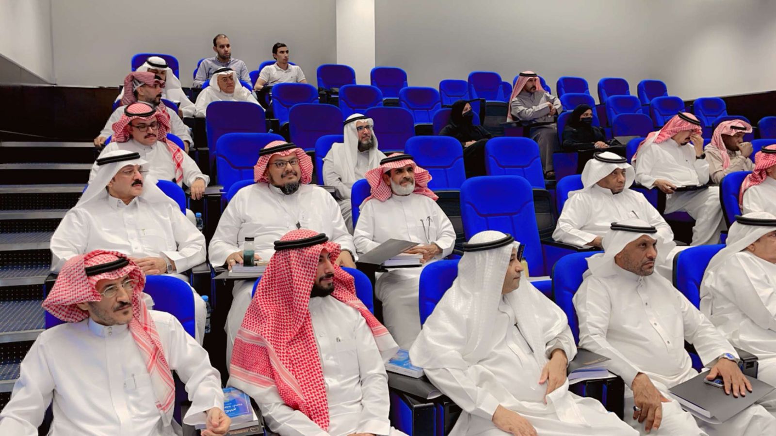 ١٠٤٠ متدرب في ١٩ دورة تدريب أقامتها هيئة الصحفيين السعوديين في شهر رمضان
